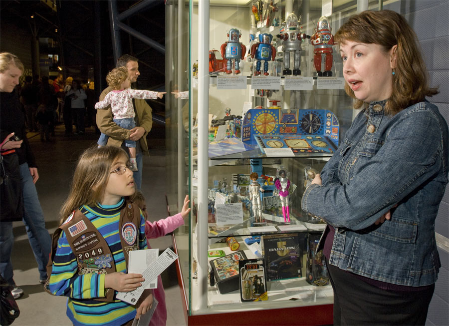 Women in Space, Then & Now: Q&A With Space History Curator Margaret Weitekamp